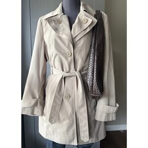 FOG by London Fog Lightweight Trench Coat Beige Women’s Size Medium Belted